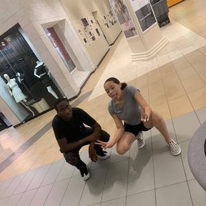 Meet your Posher, Devin